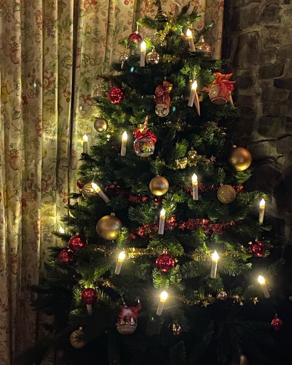 Weihs Stollen tweet media