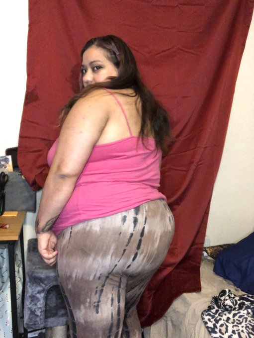 Hi I&rsquo;m Arianna a #bbw big booty Latina 🌹 I do adult #contentcreation like cosplay #mukbang #dildofuck<a href="/tag/bbw"class="tags">#bbw</a><a href="/tag/mukbang"class="tags"><span>#mukbang</span></a><a href="/tag/dildofuck"class="tags"><span>#dildofuck</span></a><a href="/tag/contentcreation"class="tags"><span>#contentcreation</span></a>