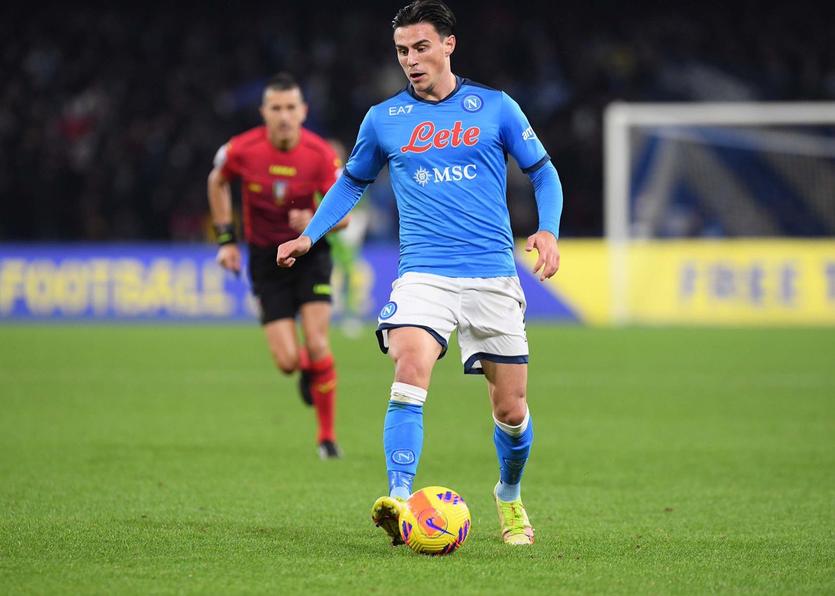 sscnapoli's tweet photo. 📌 Eljif Elmas è risultato positivo al Covid-19 in seguito a un tampone molecolare effettuato in Macedonia nella serata di ieri prima del suo rientro in Italia. Il calciatore, regolarmente vaccinato, è asintomatico e osserverà il periodo di isolamento presso il proprio domicilio. https://t.co/HJJ2wqXGiR