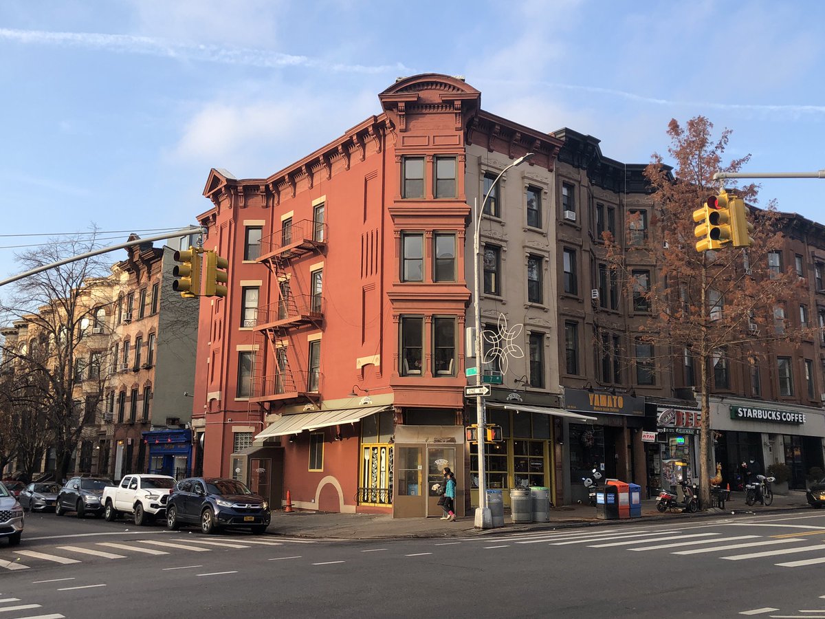 MikeLydon's tweet photo. An important but too often overlooked architectural detail that supports walkability / urbanism is the chamfered corner facade. Park Slope’s 5th and 7th Avenues feature many good examples. https://t.co/7C61fOwd8e