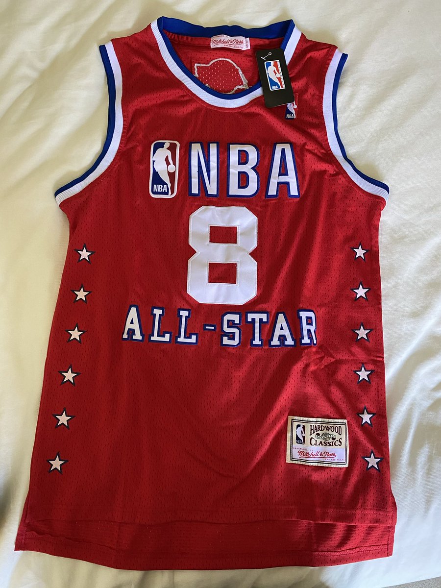 LADEig's tweet photo. 10K Twitter followers! As a thank you, I’m giving away this Kobe All-Star jersey. Just RETWEET and you’re eligible.

Good luck! 🙏 https://t.co/r3LtoleZ5r