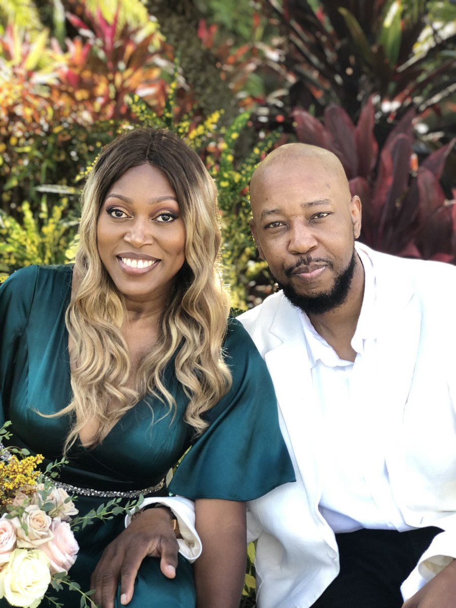 wayne1069's tweet image. Happy Thursday! Attending a wedding with this beautiful person. #Carla&amp;amp;Wayne