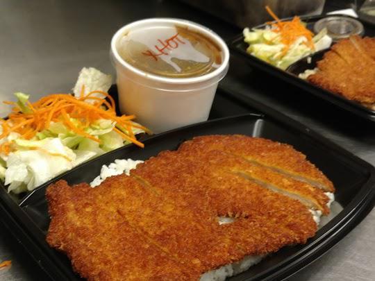 HurryCurryToSEA's tweet photo. We are OPEN today (Thurs 12.30.21)  It's #CurryWeather ! #SeattleEats #ComfortFood #SouthLakeUnion #JapaneseCurry https://t.co/KqUtG7FdI1