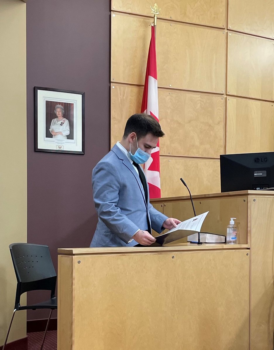 PAPoliceService's tweet photo. Congratulations to our newest recruits, who were officially sworn in earlier today at provincial court by Judge Jeffrey Lubyk! Cst. Kristin Morrissette, Cst. Joseph Hockley, Cst. Jacob Holinaty, Cst. Shane Frechette, &amp; Cst. Troy Preymack will begin training in January. https://t.co/Qln2W0hIjY