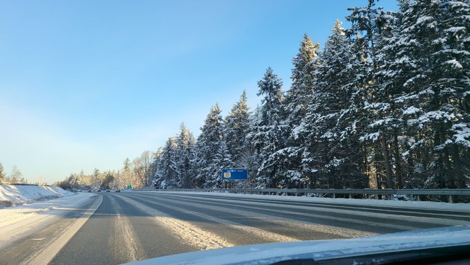 Ok... normally we say 'rain, rain, go away...' but right now, we are saying OMG snow, snow, go away!<a href="/tag/shoplifter"class="tags"><span>#shoplifter</span></a>