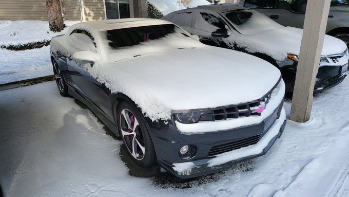 Ok... normally we say 'rain, rain, go away...' but right now, we are saying OMG snow, snow, go away!<a href="/tag/shoplifter"class="tags"><span>#shoplifter</span></a>