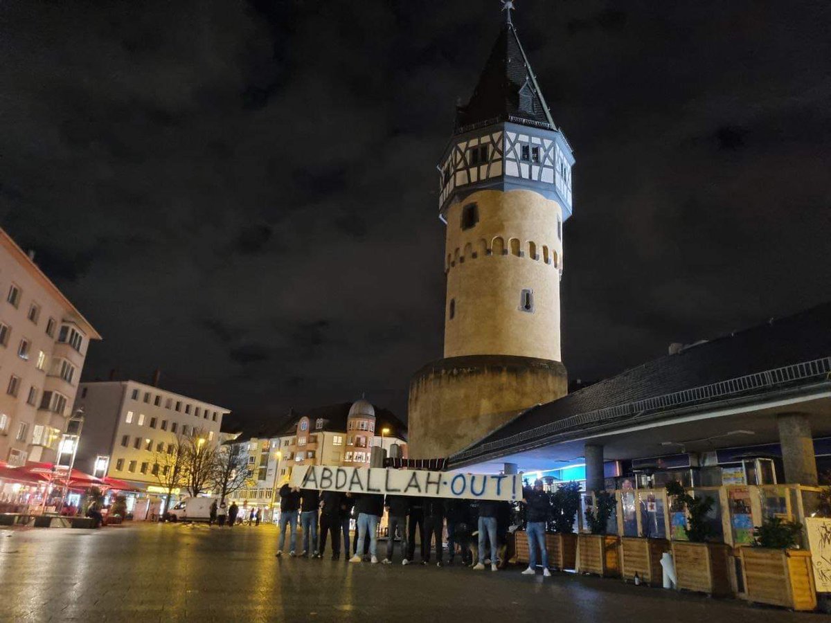 A message displayed from our friends in Frankfurt 💙❤ 

Thanks for the support! 💪
#oafc #SGE