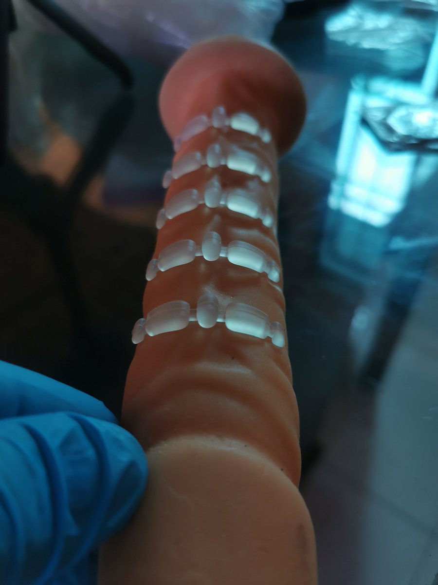Kamikazesart's tweet photo. Para sacar chispas 💥💥💥
Los implantes en genitales no son para los que no pueden, son para los que quieren massssssss
#kamikazespiercing #pearling #ppcdsalvc #genitalmodification https://t.co/UlQQdz9Jhp