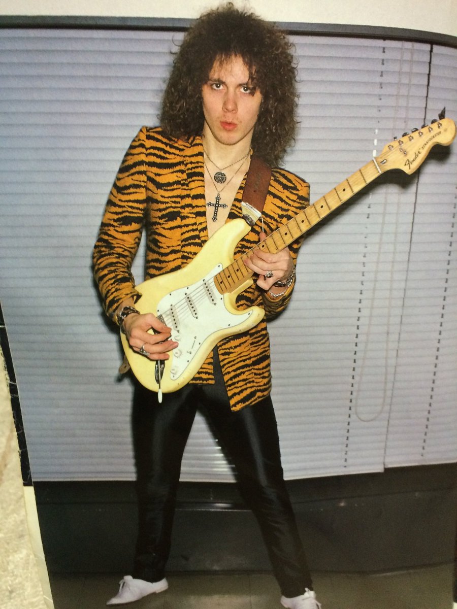 koji_ozzy2's tweet photo. @RockfujiyamaO イングヴェイマルムスティーンです✨超絶テクがサイコーです🔥 https://t.co/7wMmRUcRdQ