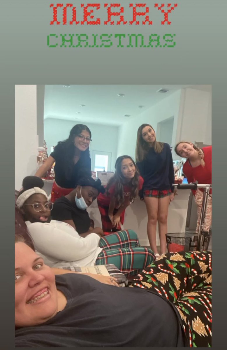 KempnerCheer's tweet photo. I have missed their giggles so much!! I’m glad we could finally celebrate Christmas together!! #karaoke #games #cheerparty https://t.co/2Q1VTFed9P