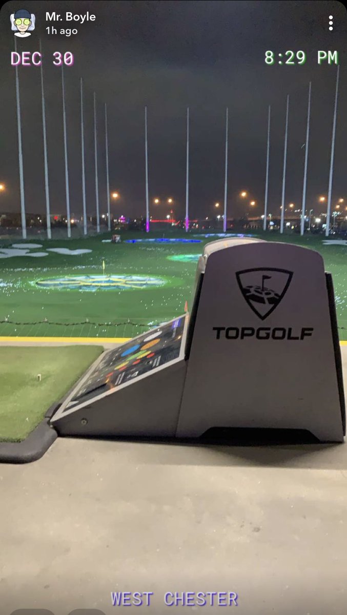 Coach_Boyle's tweet photo. β¦@Topgolfβ© π₯ βοΈ #MyPoorBack https://t.co/vpa8LfdROE