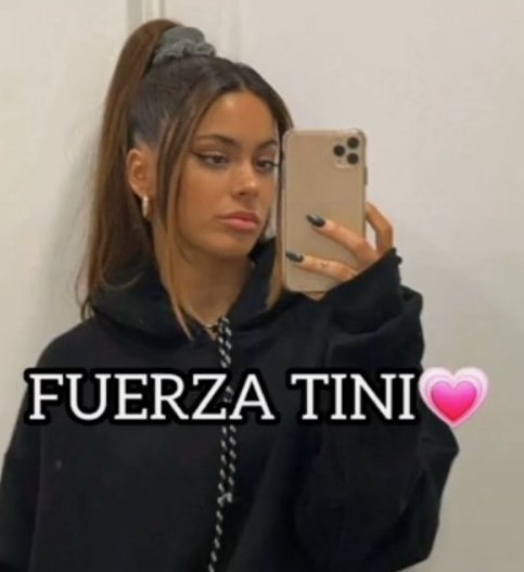 dukingg_'s tweet photo. Se podrían poner esta foto por favor🙏
#FuerzaTini #Cuarentini https://t.co/kdz6cOYB53