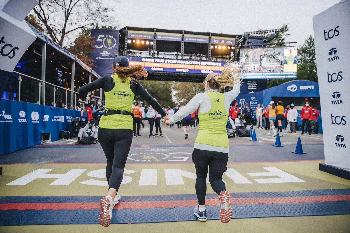 nycmarathon's tweet image. The finish of one thing is just the beginning of another. 

For #50YearsRunning, the NYC Marathon has been host to so many memorable moments. The year is changing, but what makes this race so special remains the same — all of you. See you in 2022.