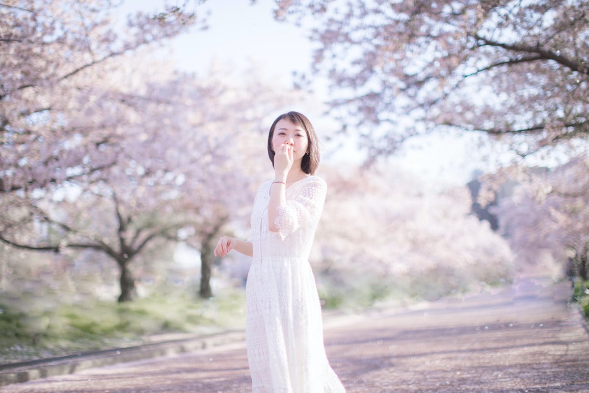 JPExpoUSA's tweet photo. Born in #Japan, Madoka formed a duo with her sister, Sayaka as Sky.
Listen to her on #NewYearsEve at 4:30 PM at #JACCC Plaza in #LittleTokyo. To learn more, go to https://t.co/7fjgFyNEcR
#japanese #dtla #festival #newyears #music #healing #jpop #relax https://t.co/mAAYMdZudQ