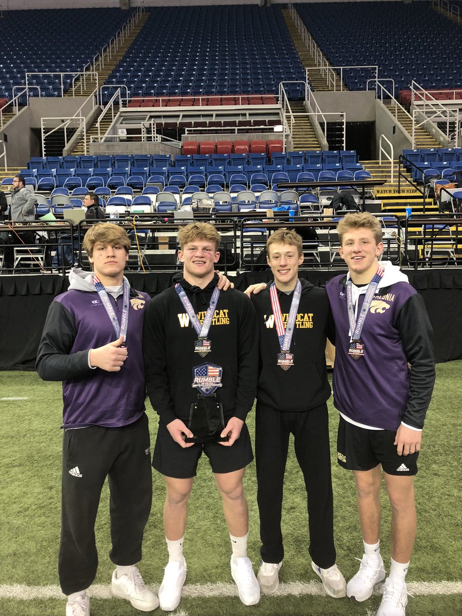 WaconiaWrestlin's tweet photo. #Proud https://t.co/NfVK5tSP1y