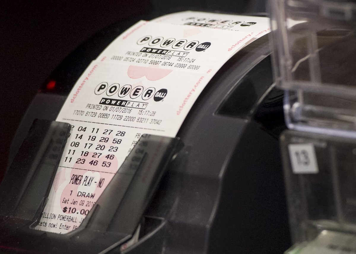 Powerball's top prize jumps to $500 million for the first drawing of 2022. This year, winners landed jackpots totaling $2 billion - CNBC https://t.co/L66YQ8FanQ https://t.co/LAHqW05e8i