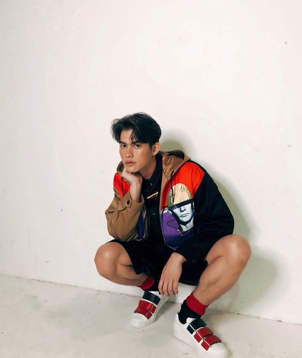 𝒏icaise tweet media