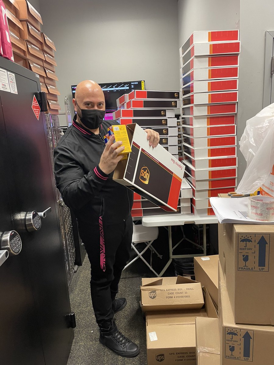 onlythebestteam's tweet photo. Amazing company @Arch_Telecom  keeping all there staff safe. It was such a pleasure boxing Covid Test Kit for al of our location. As Covid rises Arch is keeping staff safe. Great Job Arch. @AlexGhai @TMobile https://t.co/X75ZilKCRM