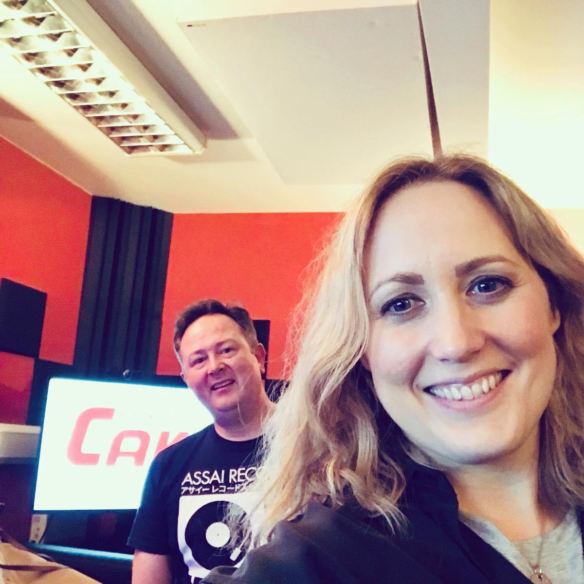 CakeShowPodcast's tweet photo. Just finished recording last Show of 2021 - it’s a belter! @keitheaston &amp; @CGilmourMusic reveal their:
• Song &amp; Album of the Year
• Tip for 2022

Keith tests Caroline’s knowledge with a 2021 quiz that you can play along with.

Out on New Year’s Day on @mixcloud 

#musicpodcast https://t.co/v8ahozxs1e