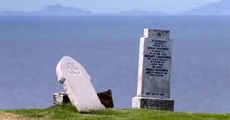 tourscotland's tweet photo. Tour #Scotland virtual travel video Blog clip, with #Scottish music, of the church and graveyard on visit and trip to #Trumpan, on the #Vaternish peninsula, #Isle of #Skye, #Inner #Hebrides This was the location of a particularly brutal incident in 1578 https://t.co/A82Ls36KKM https://t.co/a9d5zNXNW2