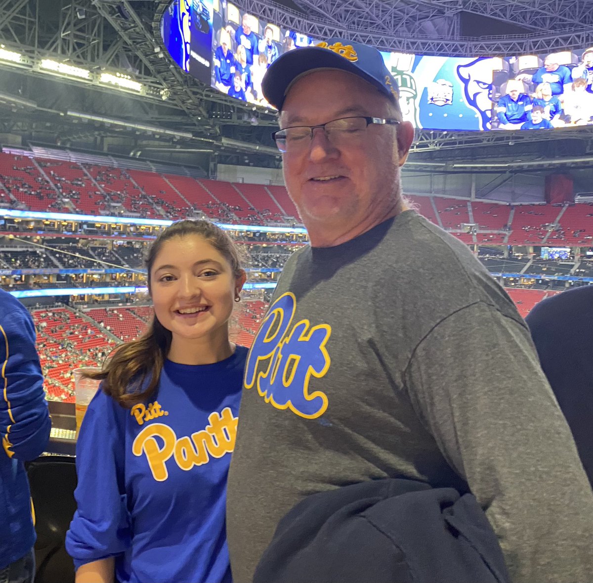 daniska66's tweet photo. #CFAPeachBowl https://t.co/o9vo1yV3fb