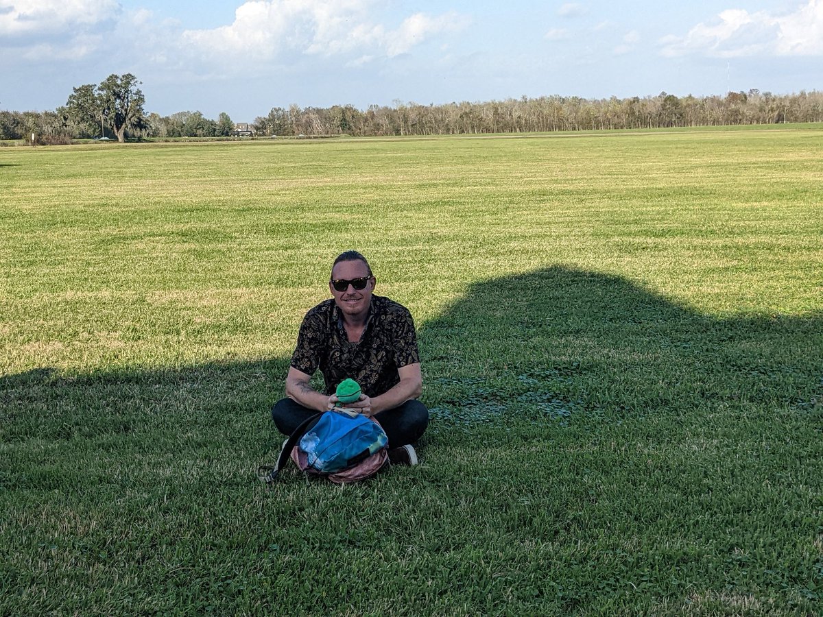 GatorOnTheGo's tweet photo. Big day! Coco went on a cemeteries and Katrina Memorial tour while I decided to stay behind on the bus and explore the city without Mr. @brafglover. https://t.co/lho8AfUc1B