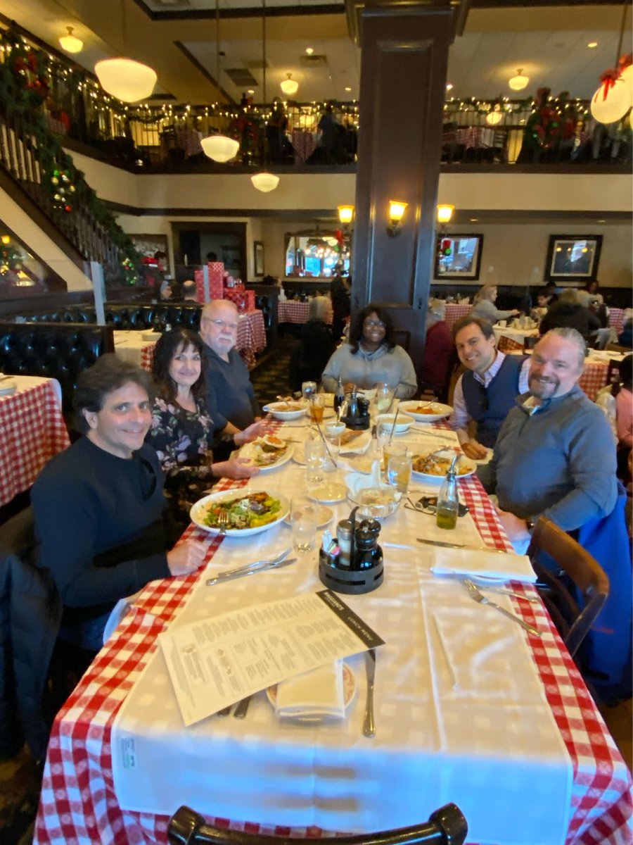 IT4Causes held staff and volunteer appreciation holiday meal at Maggiano's in Short Pump, VA on 12/23/21.
From all of us here at IT4Causes, we'd like to wish you and your loved ones a festive, safe, and healthy New 2022 Year!

#rva #tech #nonprofits #volunteering #communityimpact