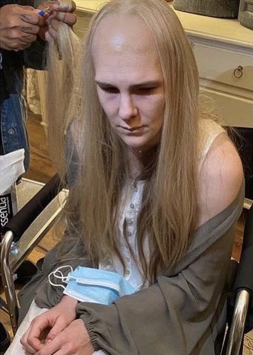 hourIydf's tweet photo. Lily Rabe as Doris Gardner behind the scenes for Red Tide https://t.co/UuDDkmsdl2