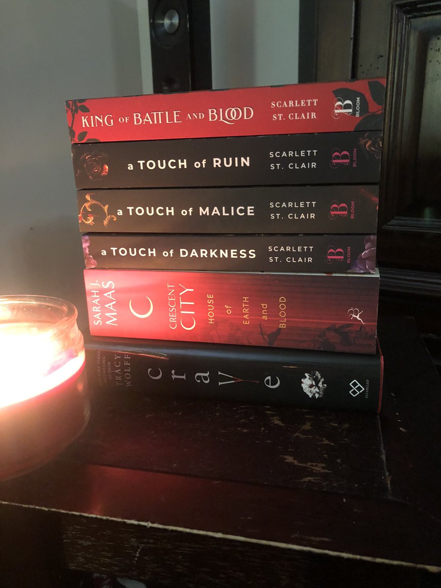 TDevolin's tweet image. Which one first? #reading #books #fantasy