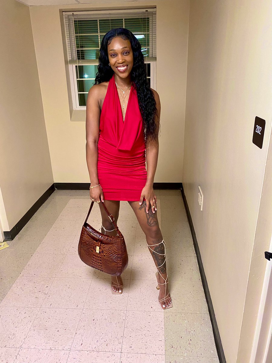 jayhoops2323's tweet photo. 21🎉😘 #happybirthdaytome #repostt https://t.co/JLPDWv9Yvv