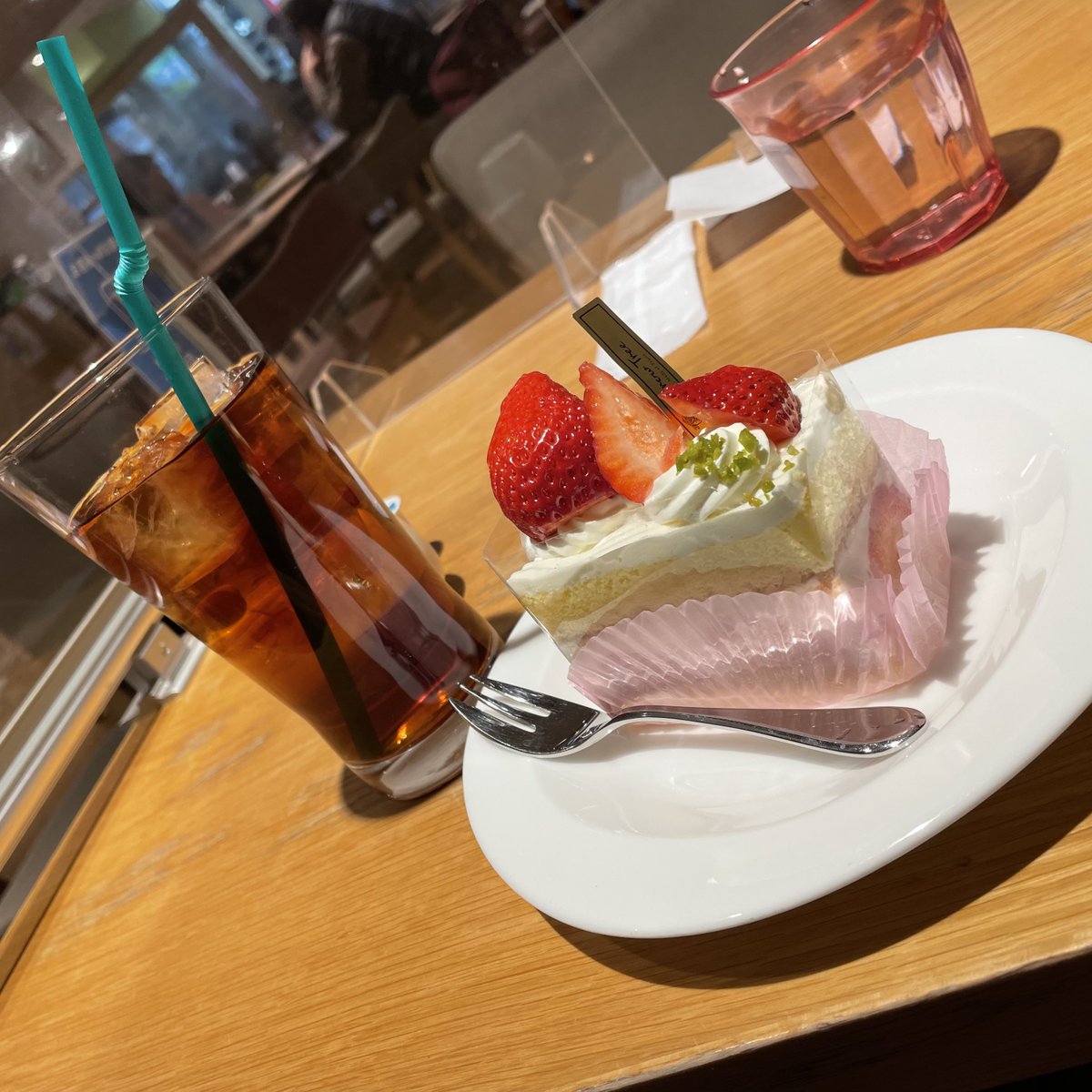 yamadabonjin's tweet photo. ちょっと贅沢
#朝食 #いちごのショート #飯テロ #TreeCafe https://t.co/GwAveUWaVa
