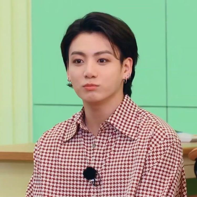 jeonsdpr's tweet photo. those who get it, get it https://t.co/k42IDdTXbq