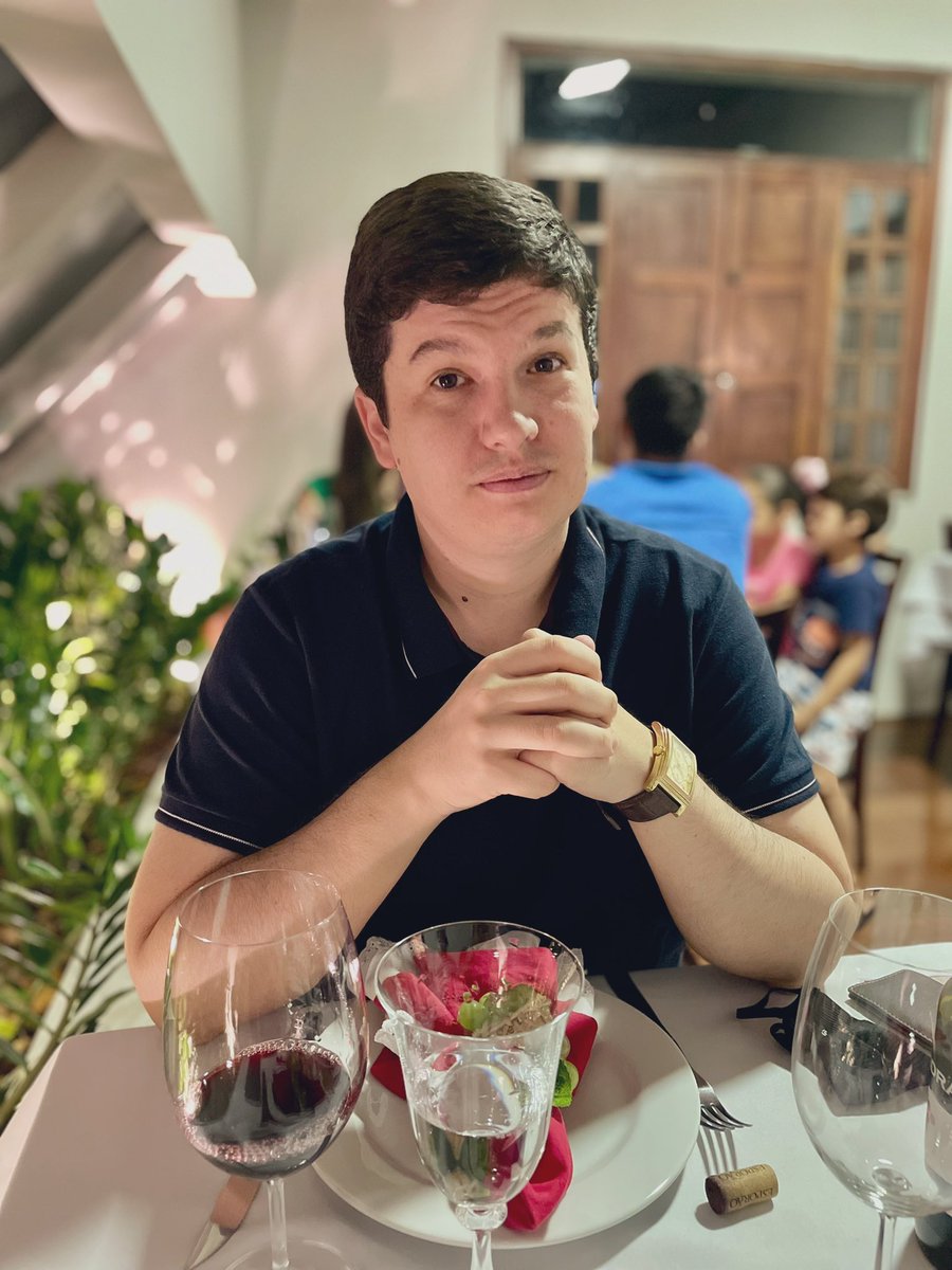 victordojornal's tweet photo. É porque eu mereço sim senhor… 

Restaurante Casa do Chef em Coité

#restaurante #coite #gastronomia #vinho #wine https://t.co/7nj52MX9Na