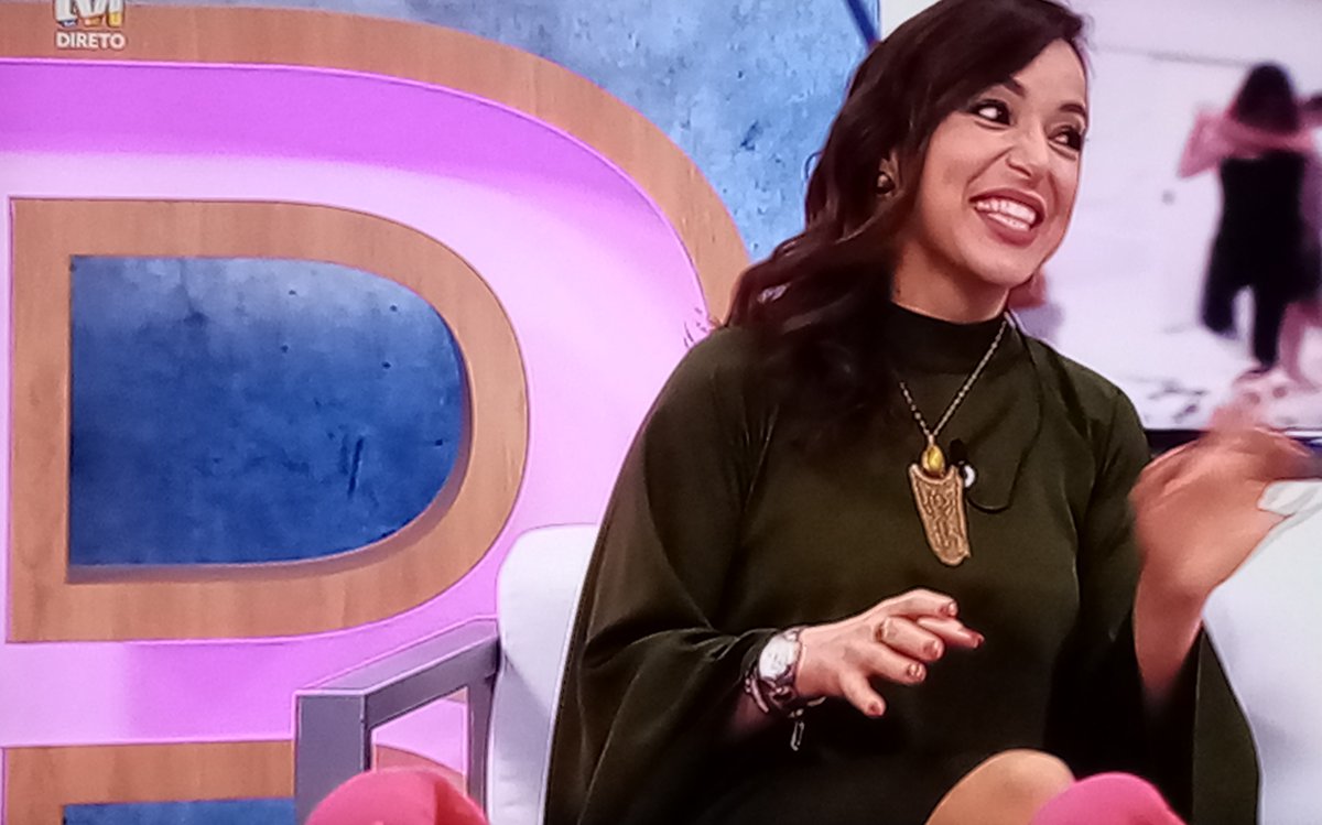 Klara_Lii's tweet photo. Linda e maravilhosa💅🌟
#bbtvi #Debsquad☀️
#teamtigela🥣 https://t.co/jFxNoSYkAj
