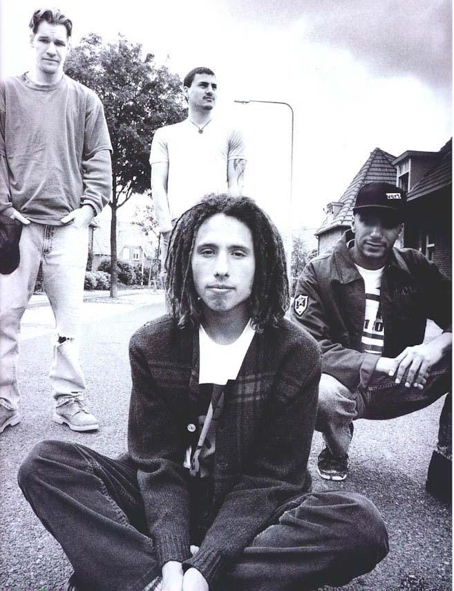 RATM's tweet photo. Brotha did ya forget my name
Did ya lose it on the wall
Playin' tic-tac-toe... https://t.co/0FijgPWaP9