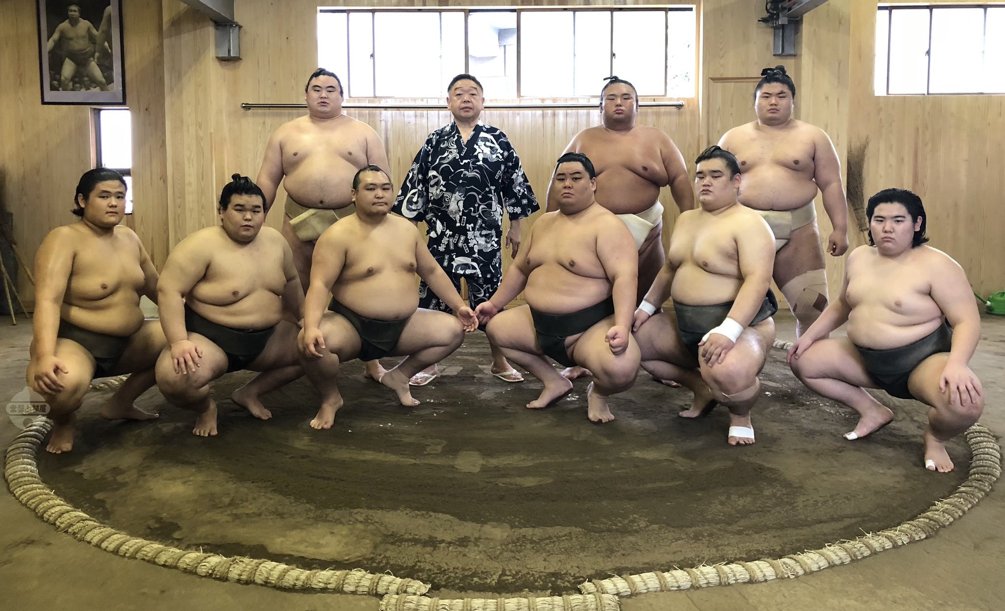 貴景勝 大相撲 常盤山部屋(千賀ノ浦部屋) 三つ折り財布 非売品 貴景勝 大相撲 常盤山部屋(千賀ノ浦部屋) 三つ折り財布 非売品