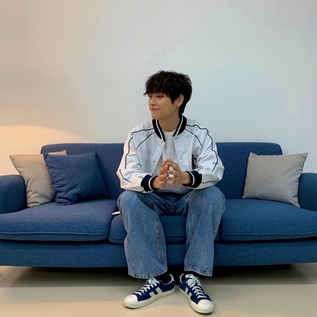 SF9ISK's tweet photo. Hehe? Not hehe. https://t.co/NwQYlHvO5i