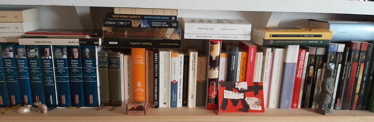 VigasCamin's tweet photo. @LibreriaNaranjo Uno no. Unos cuantos.😜. Vargas Llosa. https://t.co/T3FMRzM9aL