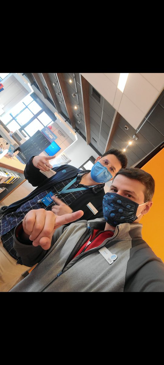 🚨🚨DRAGON MOVES🚨🚨

BOLO for a new 🐉 ruling out in Merriam! Looking forward to watching you spread your culture <a href="/DustinMaurer6/">Dustin Maurer</a>!! #FireWillReign2022🐉🔥👑 #RightPeopleRightPlaces #PaintItBlueIn22 #winMOORE