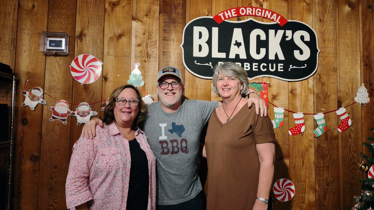 SuperEdTechMan's tweet photo. AWESOME to see my longtime friends and colleagues from @LockhartISD #OnceALionAlwaysALion #LISDVIP https://t.co/DP0zMuTtgg