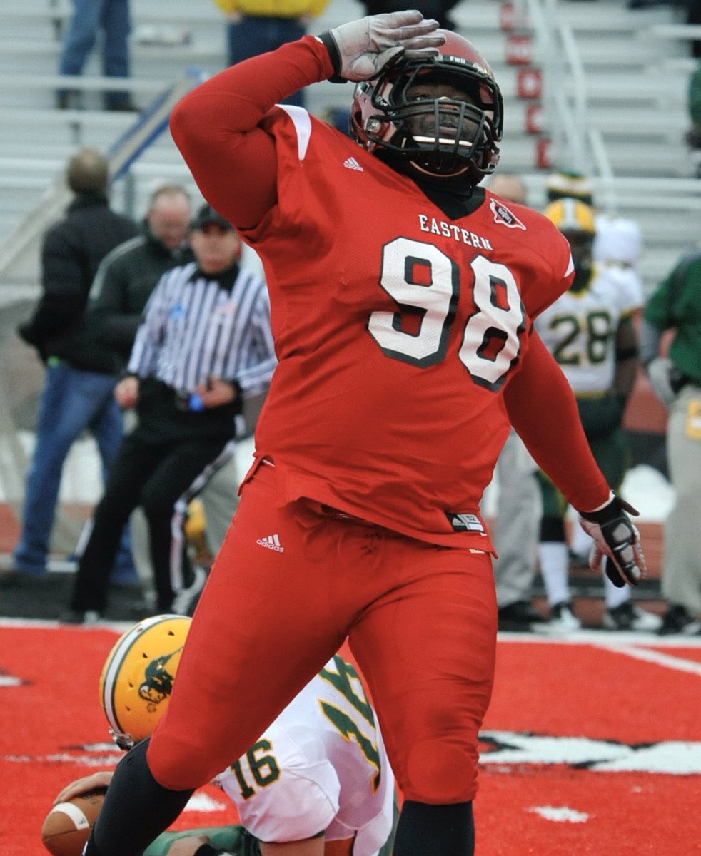 Go_Eags's tweet photo. Today’s #TBT Eagle Legend is DT Renard Williams.
During his career, (2008-‘11) he terrorized Big Sky backfields with 22.5 sacks (8th in EWU history), 49 TFL (4th all-time) and 6 forced fumbles (2nd all-time).
He was named a first team All-American in 2011.
@killawilliams98 https://t.co/yQ8YbFACRh