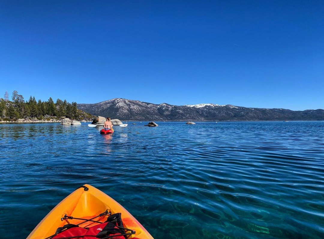 TahoeWaterTrail's tweet image. Let's #paddle Lake Tahoe! As soon as the temps rise, the beating pulse of the #LakeTahoe moves to the water. Where will you be? 📸 @tahoepaddle
👉🏽 Get the full scoop bit.ly/3ECY2gA