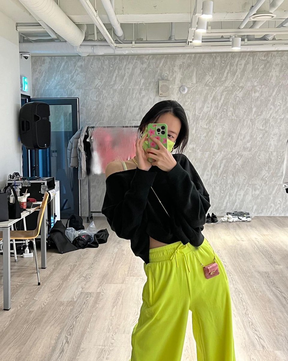 AllForNaeun's tweet photo. 211231 #Naeun Instagram Update #손나은 #나은 

https://t.co/YdJBqleU5u https://t.co/PB1G5IkvlX