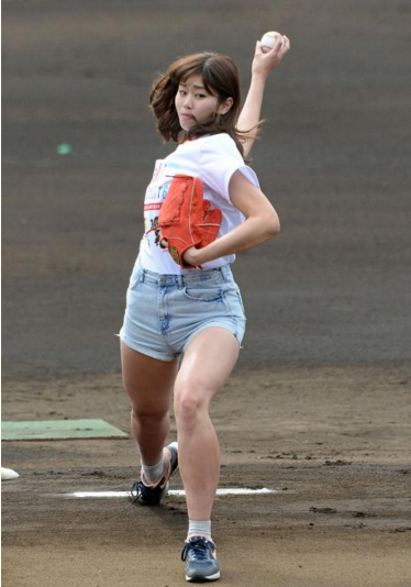 ami_inamura's tweet photo. #稲村亜美 かわいいと思ったらRT!! https://t.co/TrXMyInDFz