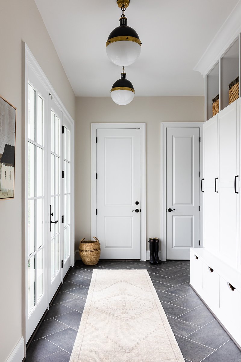 AtHomeWithBOWA's tweet photo. First impressions are everything, and entryways are a great way to inject both utility and elegance in those first few steps into your home.

📸 - Christy Kosnic

https://t.co/85fxQ3t1aK https://t.co/eGwPZJEuLi