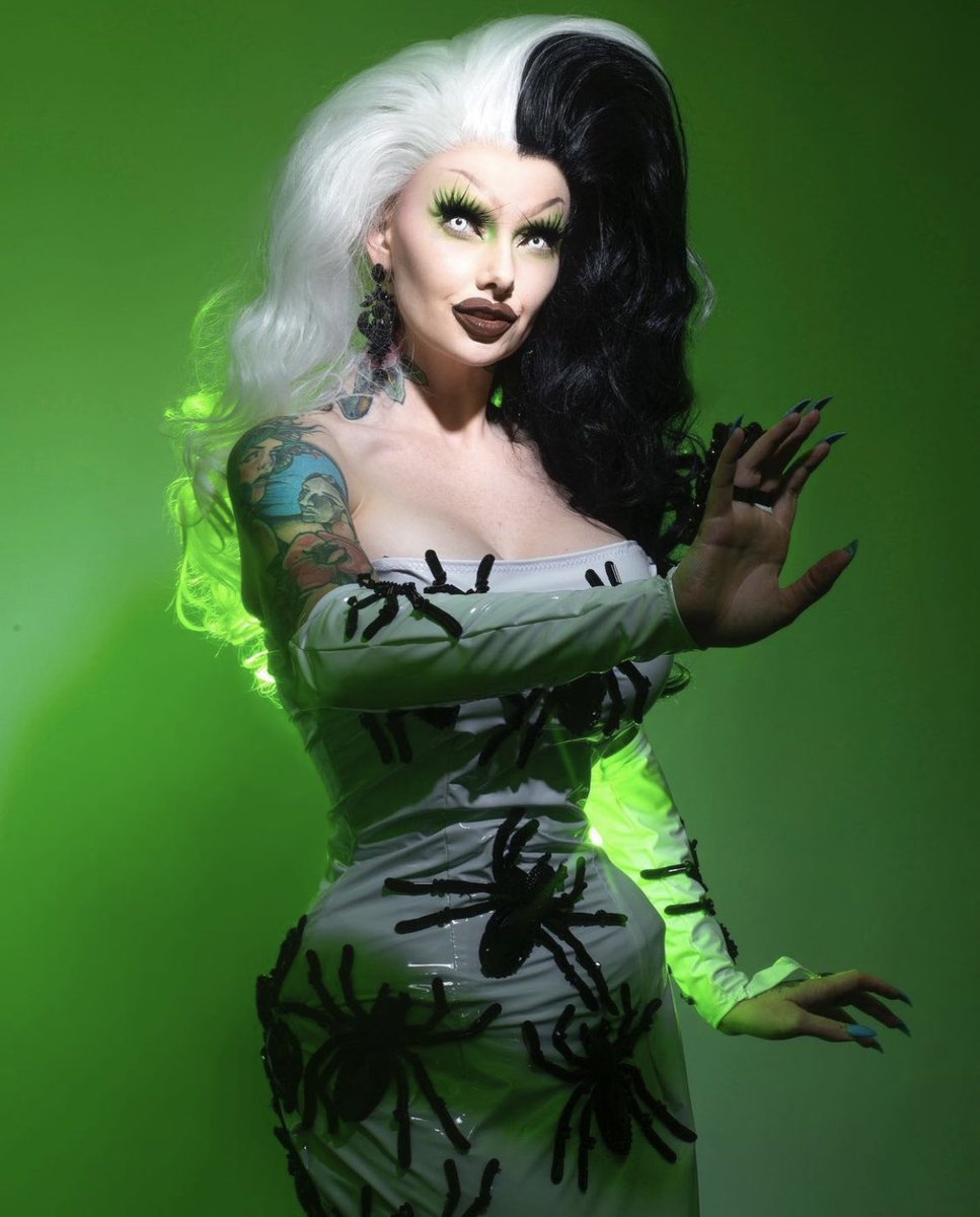 bon_abhijeet's tweet photo. GUESS WHO JUST GOT ADDED MAYHEM: @BeaverSigourney
🦇❤️🕷
Catch our chicago monster along with @jforpay @RoofieDubois @BoySpiceGaming @ConnorKonz #StarGirl #Anghell #FabulousFreddie with DJ @arielzetina
Hosted by @itsbambibanks @itskittybanks and me
See u at @Roscoestavern https://t.co/tdNGbCqKUW