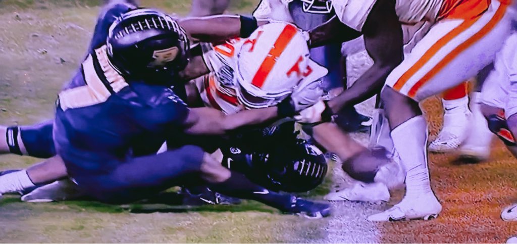 caiarussell's tweet photo. The CDC said that’s no longer a touchdown.  #TENNvsPUR #Vols https://t.co/K4QgIk8W9R