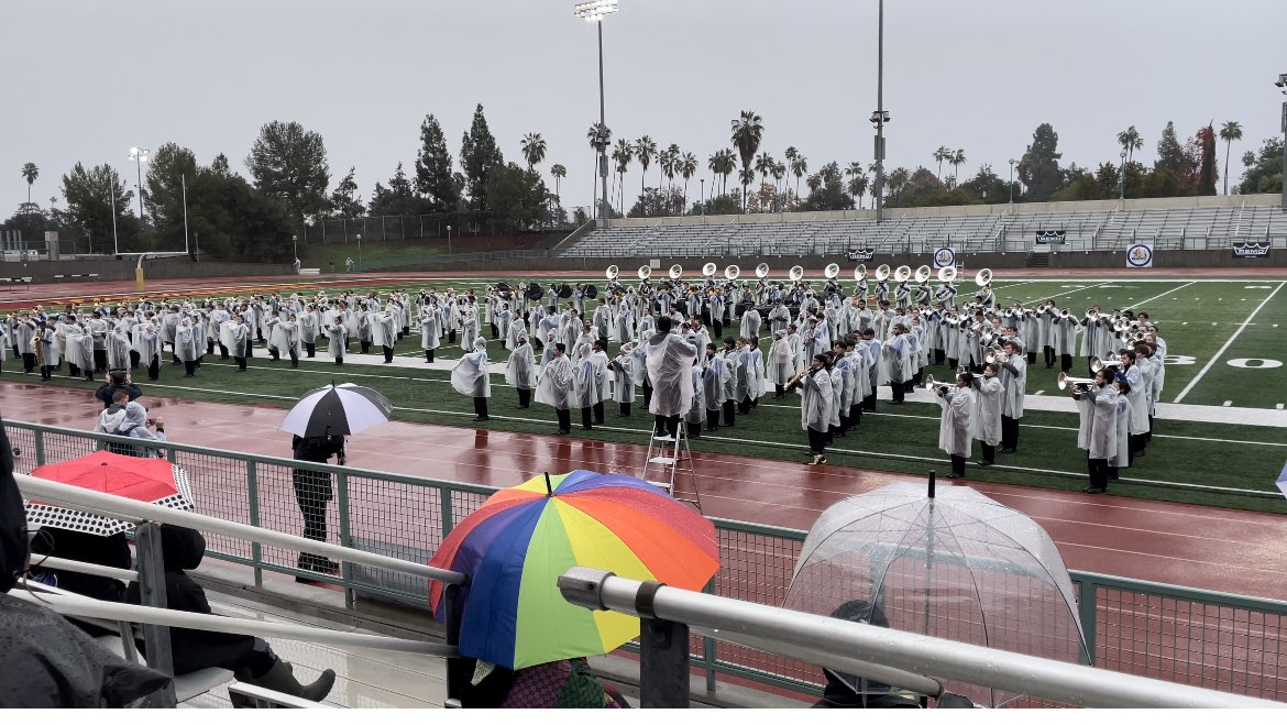 Fans of all of the @rose_parade #bandfest bands came out to hear @thehebronband as they played on the rainy field #pasadenacitycollege @TheHebronBand came out with that #allinallthetime spirit and gave us an amazing performance, rain or shine. #hpnd