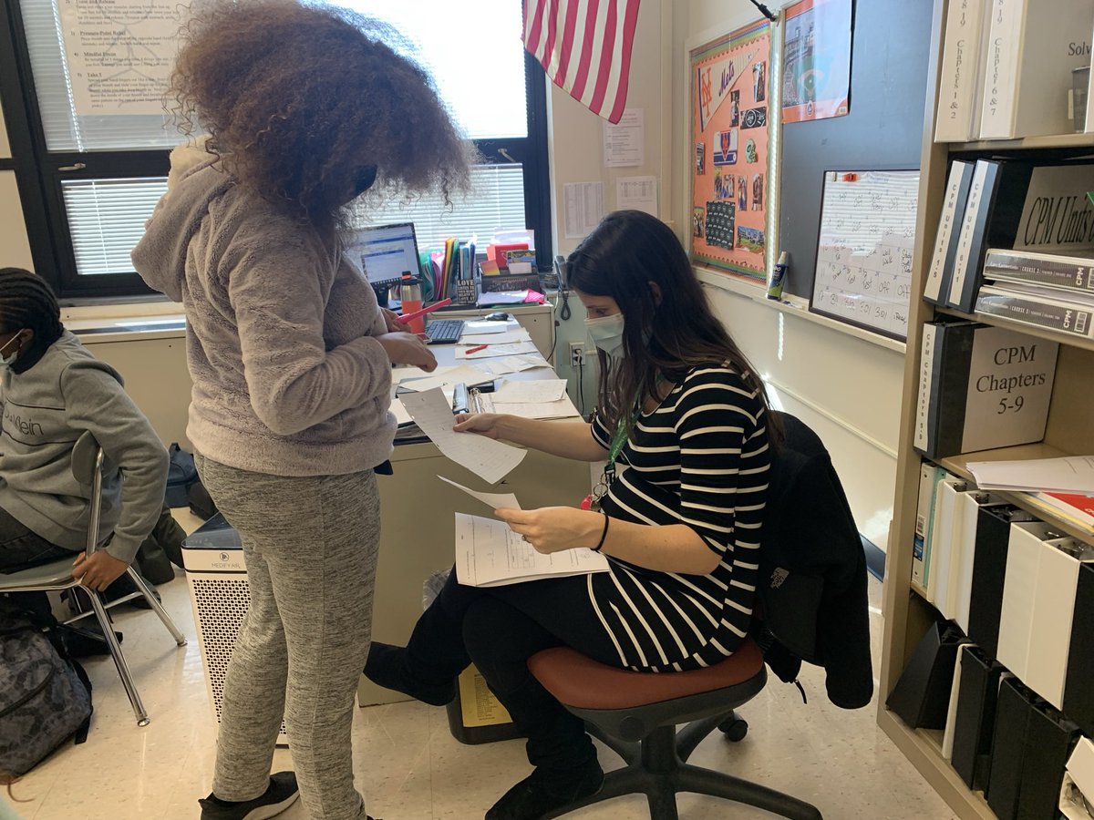 JSotoHHS's tweet photo. This year/school year has taught me SO much. Started an initiative at my school implementing “Peer Observations” and the things done by other teachers in our own school are AMAZING! #teachersteachingteachers #PeerObservations #edutwitter #promoteeachother https://t.co/1jP2gg1Uc2