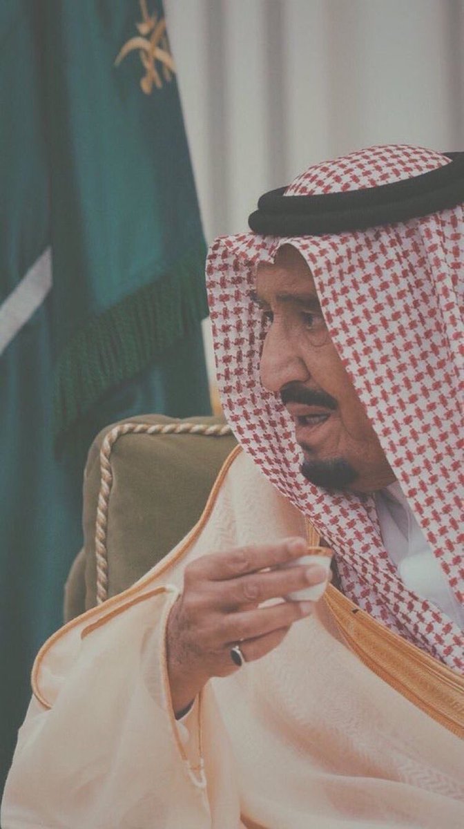 hudaa_70's tweet photo. جعل عمرك طويل وسنينك مديدة بالخير 🇸🇦🇸🇦💜💜

 #الملك_سلمان_86_سنه https://t.co/8kbmALE6fu